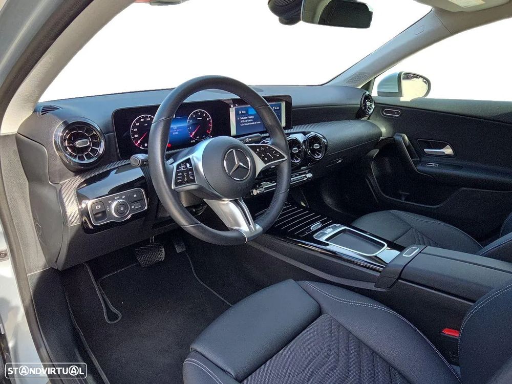Mercedes-Benz A 200 Standard - 10