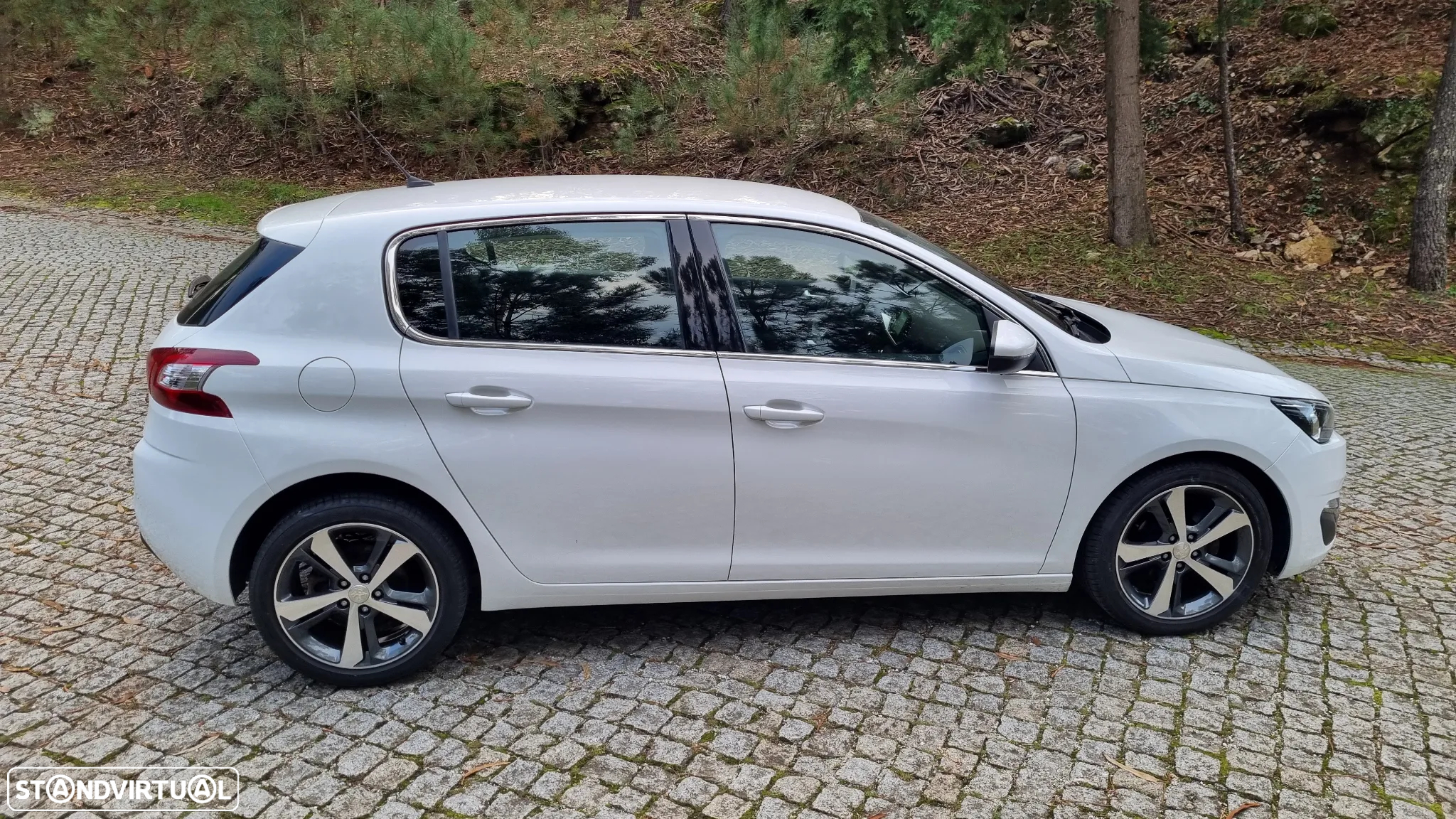Peugeot 308 1.2 PureTech Style J17 - 5