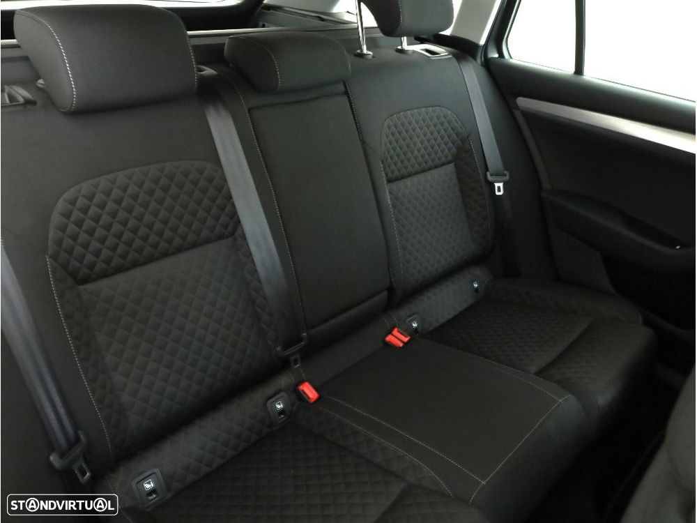 Skoda Superb Break - 16