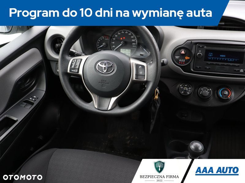 Toyota Yaris - 8