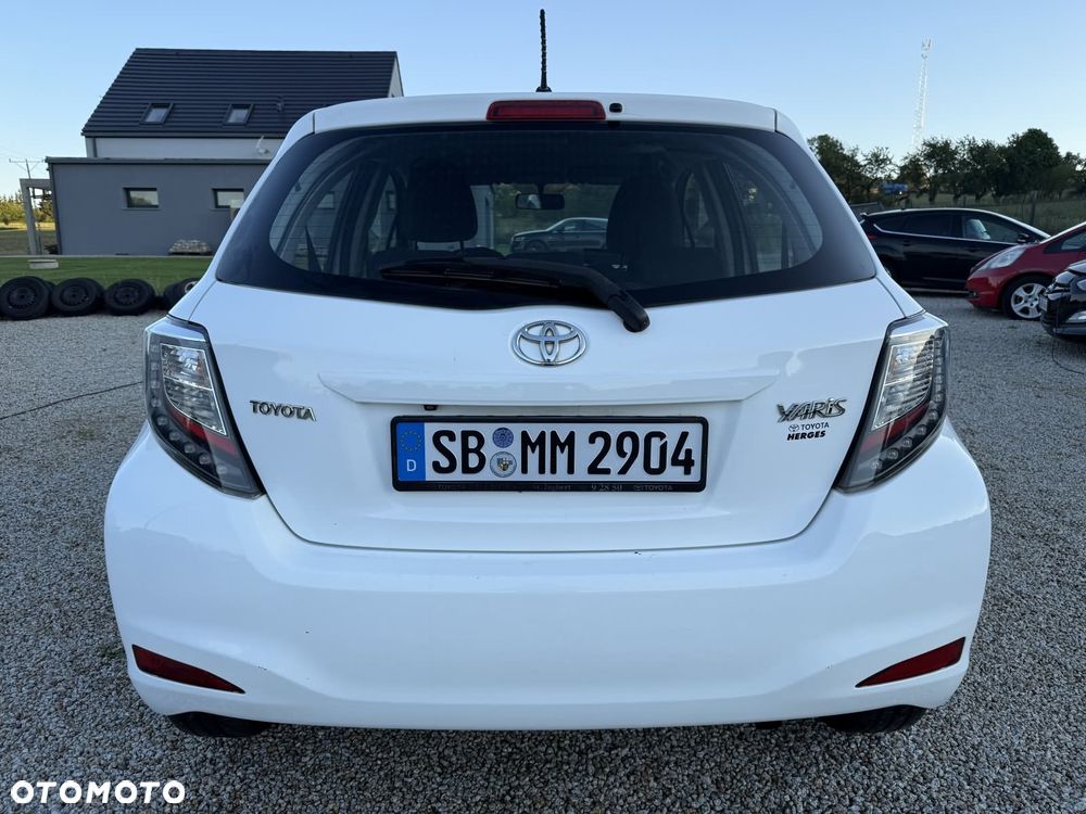 Toyota Yaris 1.33 VVT-i Edition 2014 - 6