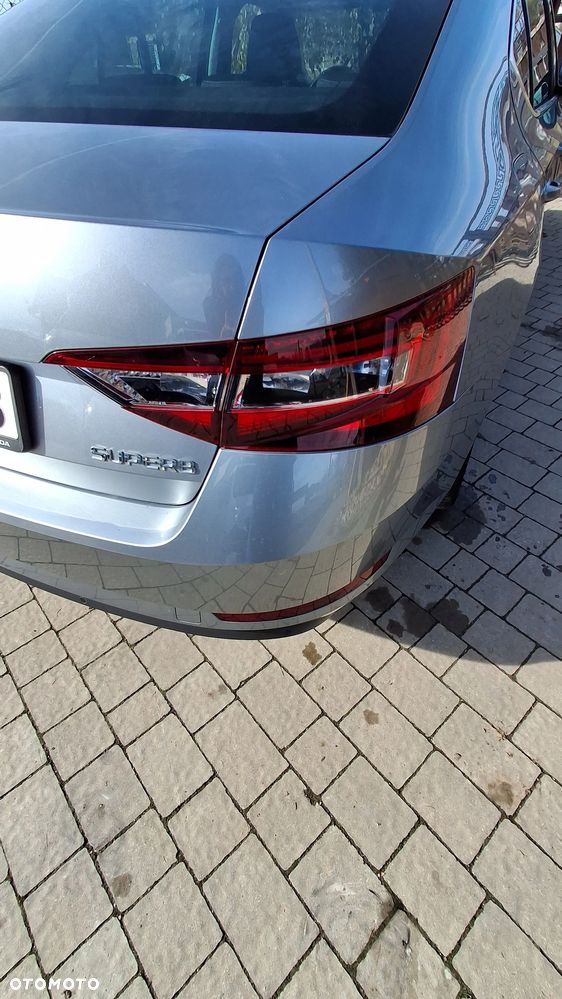 Skoda Superb 2.0 TDI SCR Style DSG - 11