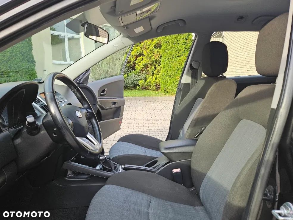 Kia Ceed - 10
