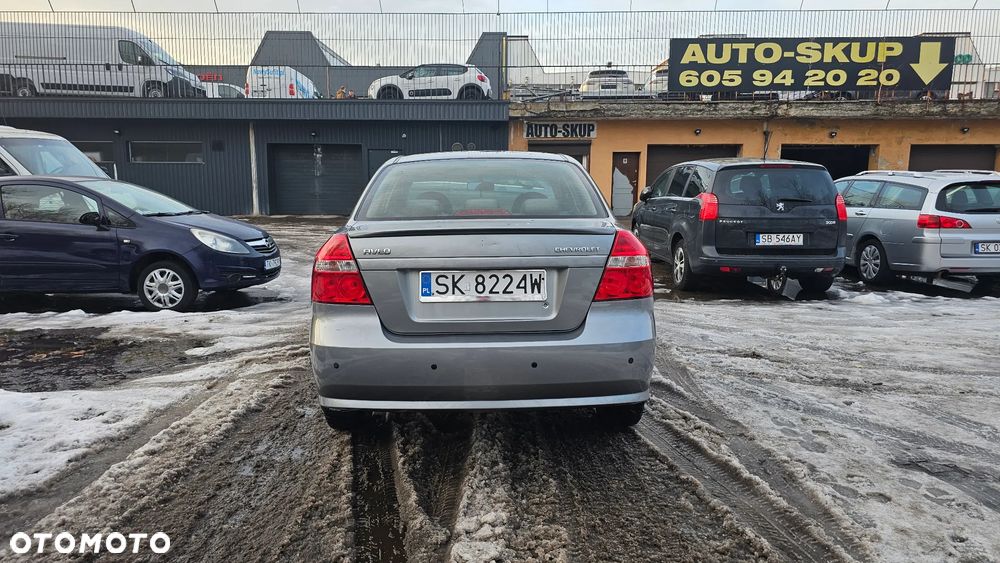 Chevrolet Aveo 1.2 16V LS - 6