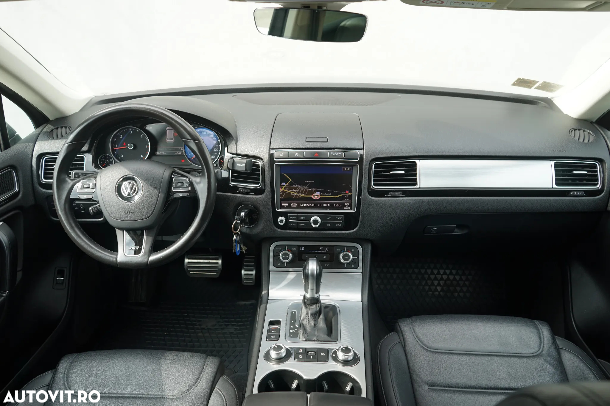 Volkswagen Touareg V6 TDI BMT Supreme Plus - 31