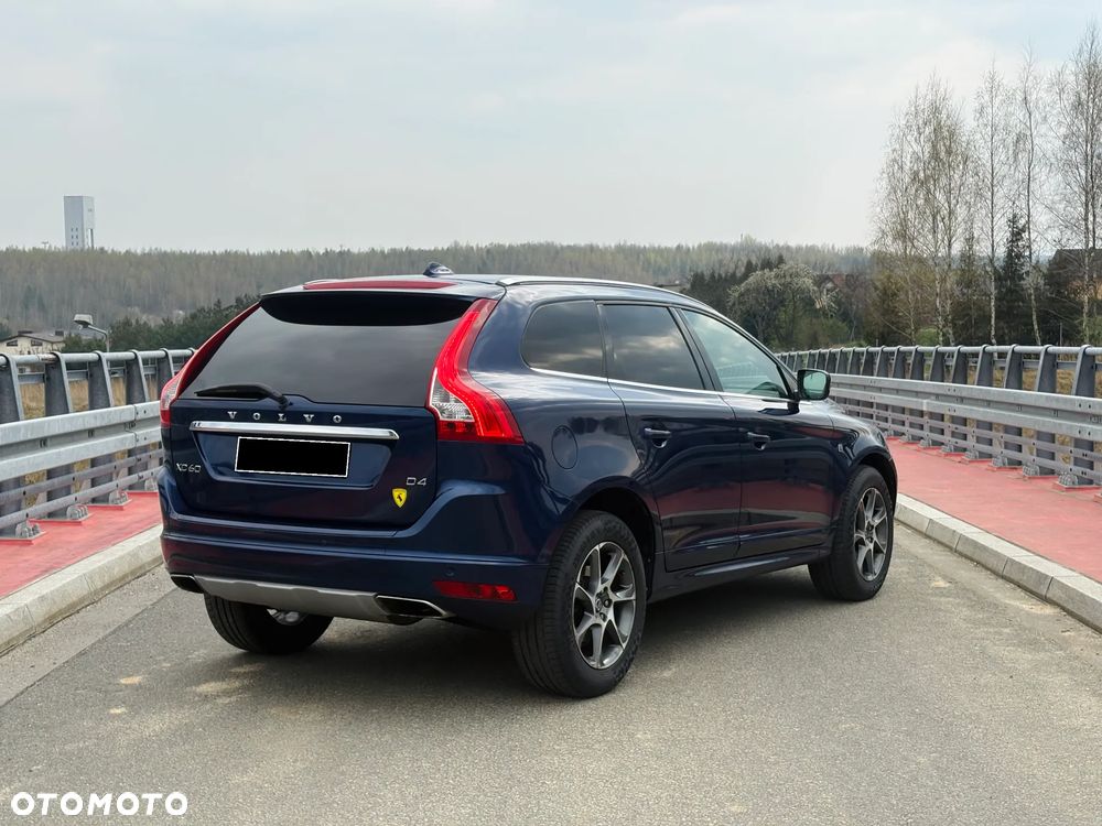 Volvo XC 60 D4 Drive-E Ocean Race - 7