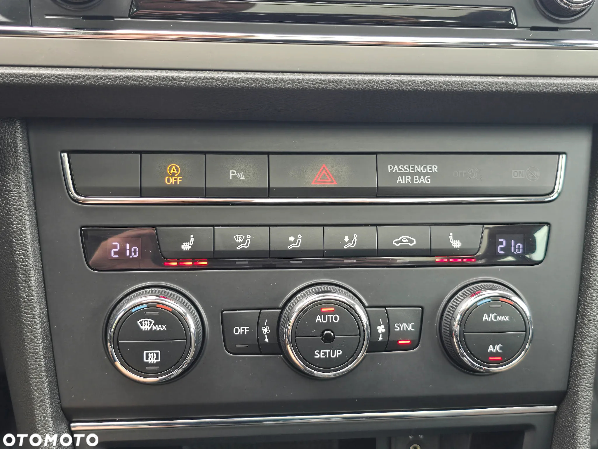 Seat Leon 2.0 TDI X-Perience S&S 4Drive - 19