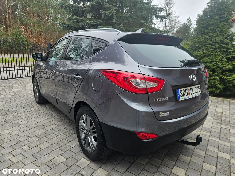 Hyundai ix35 1.6 2WD Fifa World Cup Edition - 4
