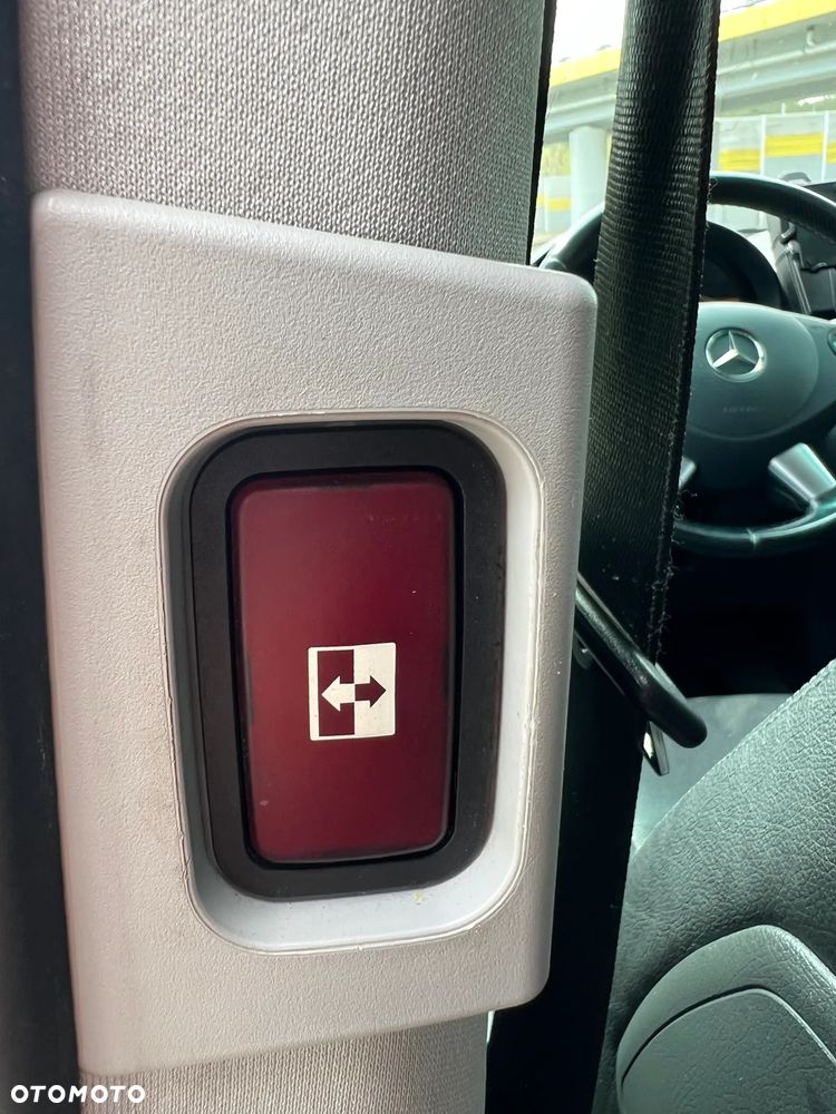 Mercedes-Benz Viano - 35