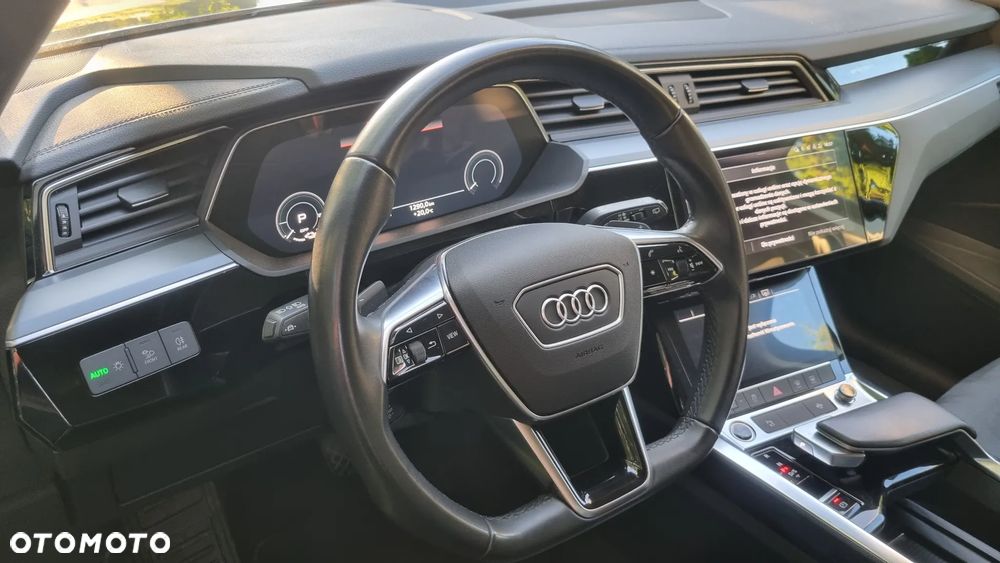 Audi e-tron 50 Quattro - 23