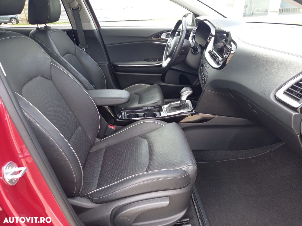 Kia XCeed 1.6 CRDi DCT7 PLATINUM EDITION - 17