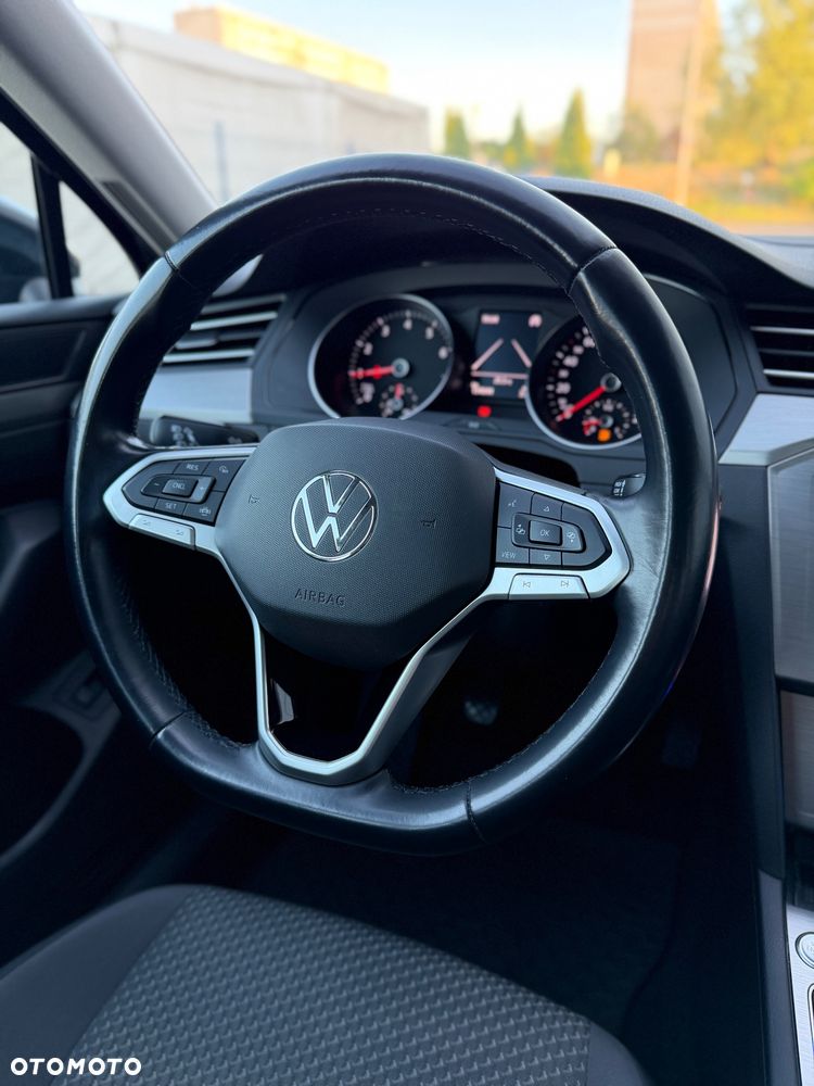 Volkswagen Passat 1.5 TSI EVO Business - 31