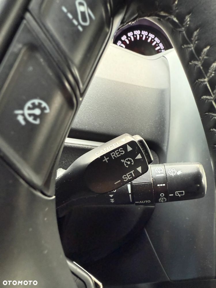 Toyota Verso 1.8 Premium MS 7os EU6 - 15
