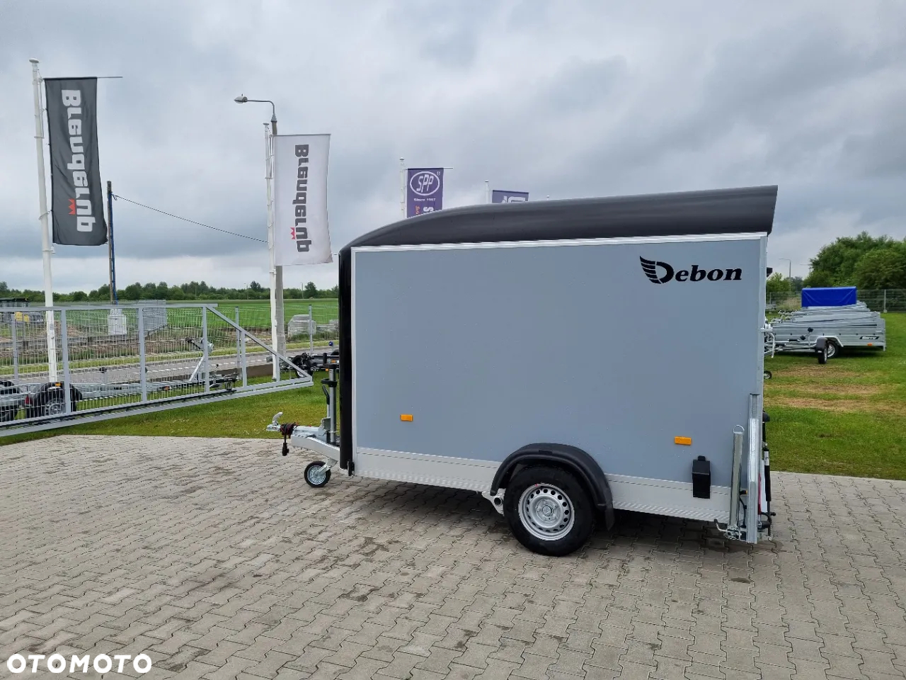 Debon Furgon C-300 PPL + drzwi boczne - 36
