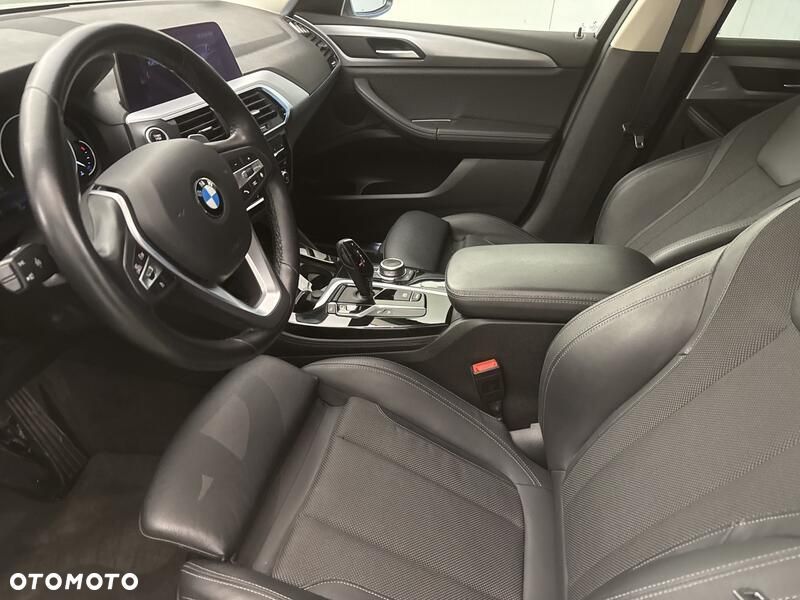 BMW X4 - 11