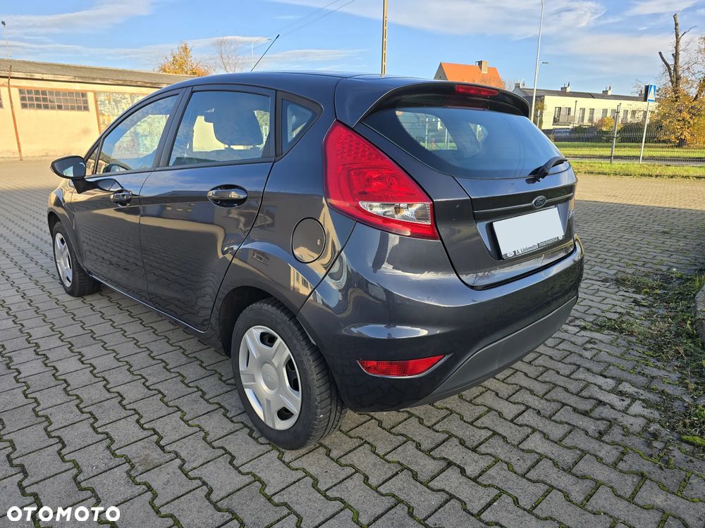 Ford Fiesta 1.25 Trend - 8