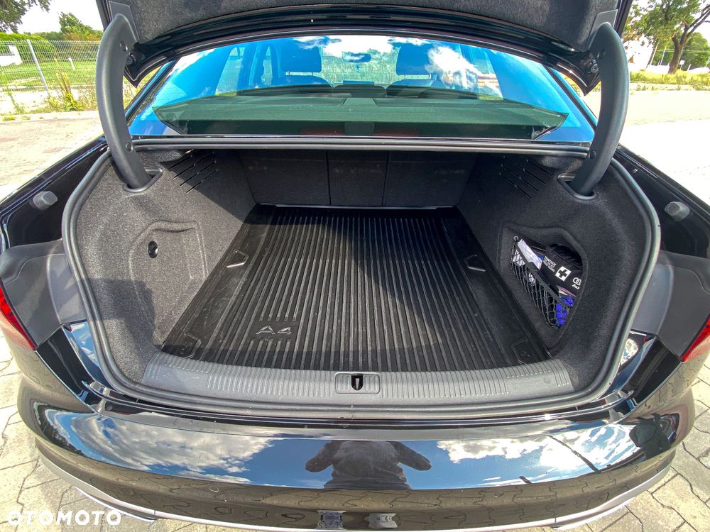 Audi A4 Limousine - 19