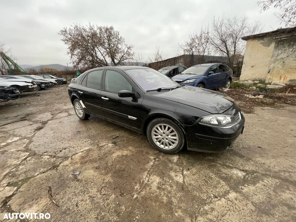 Dezmembrez Renault Laguna II Facelift 2.0 dCi M9R Euro4 110kW 148Hp An 2007 - 3