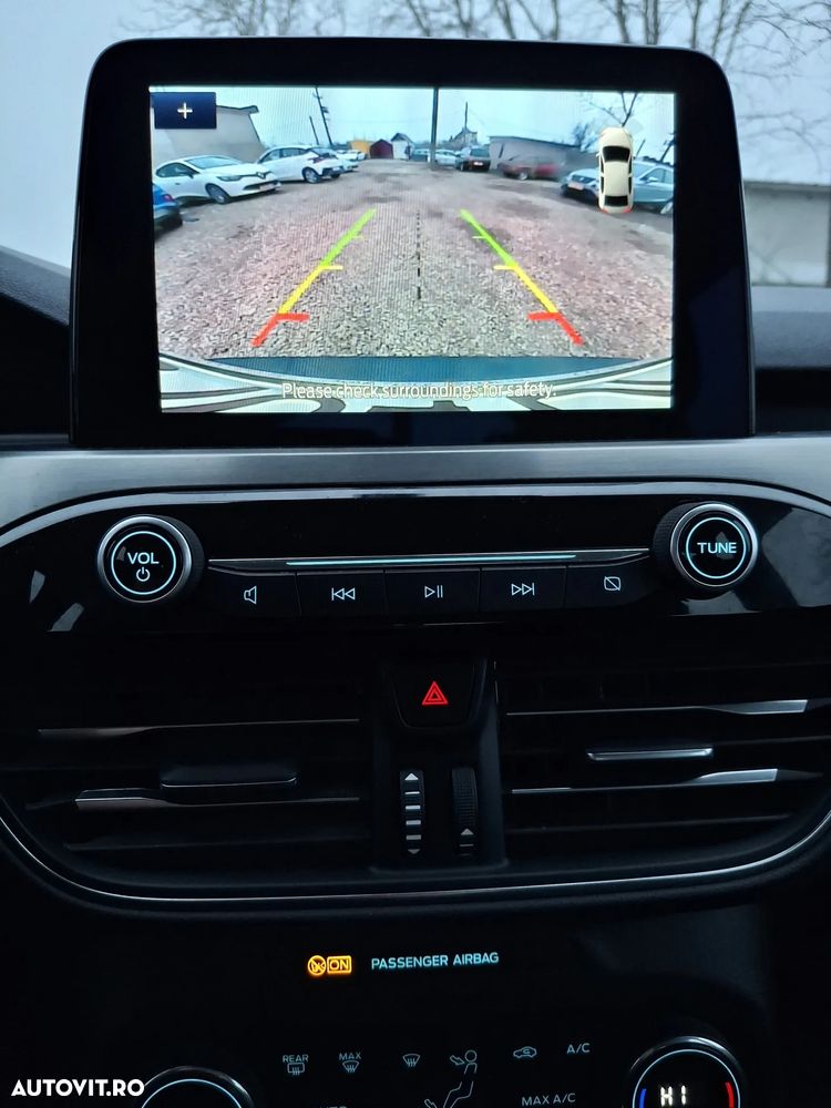 Ford Kuga 1.5 EcoBoost FWD Titanium - 19