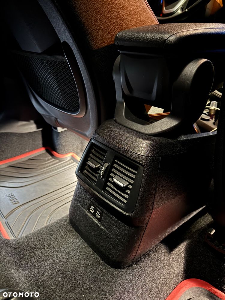BMW Seria 2 218d Sport Line - 18