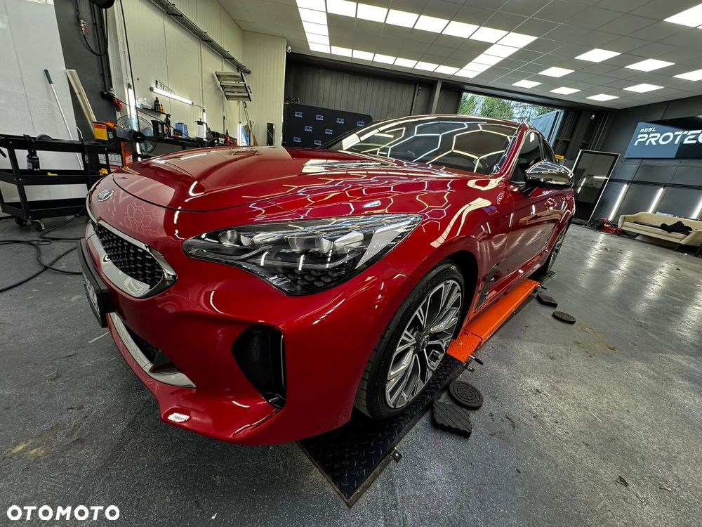 Kia Stinger 2.0 T-GDI GT Line - 6