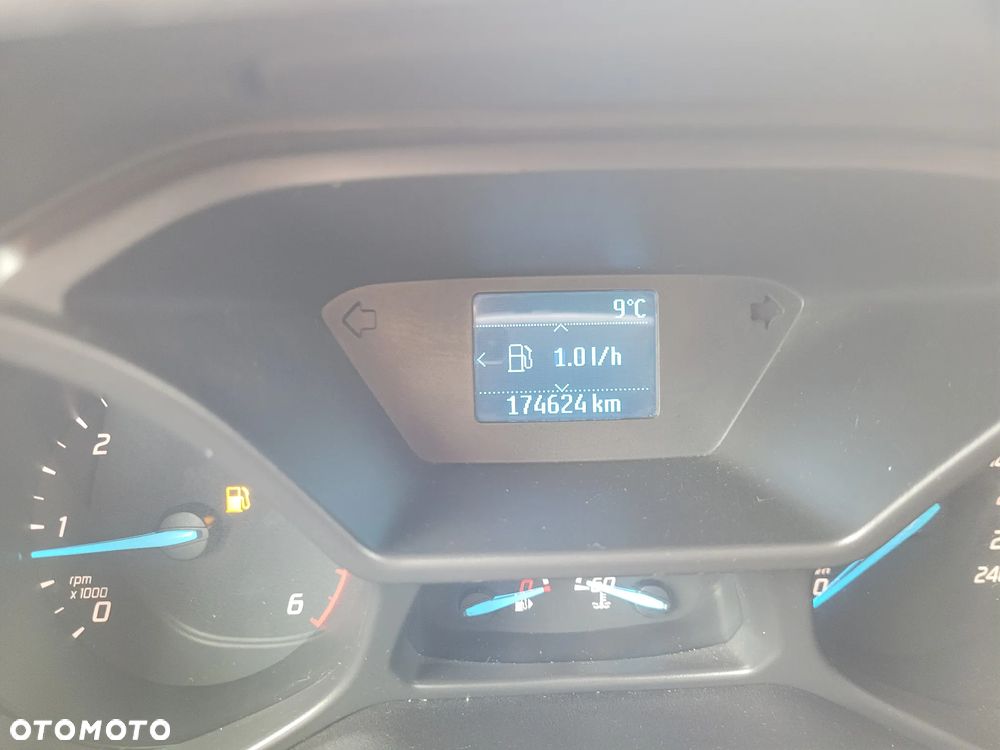 Ford Transit Connect - 21