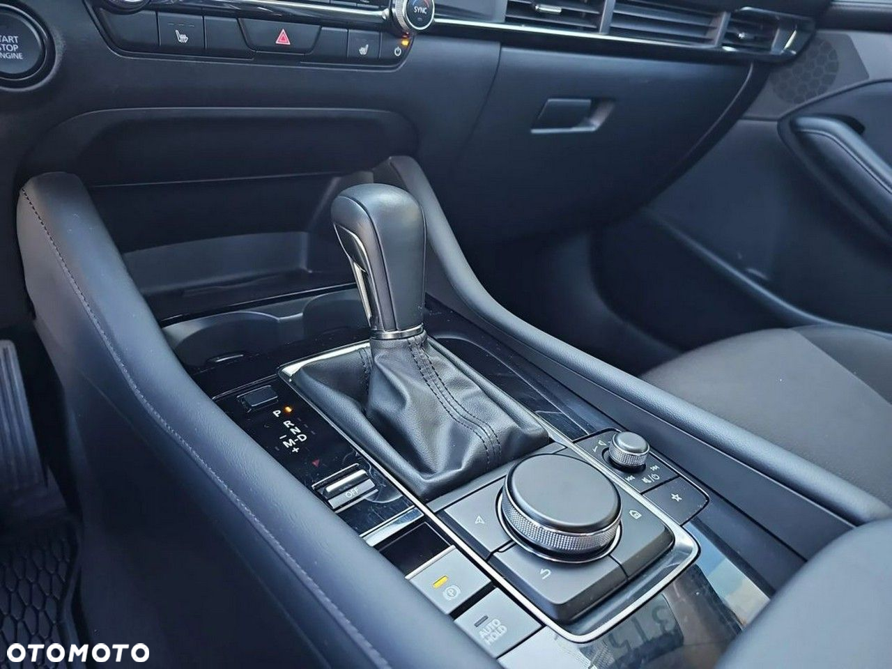 Mazda 3 - 24