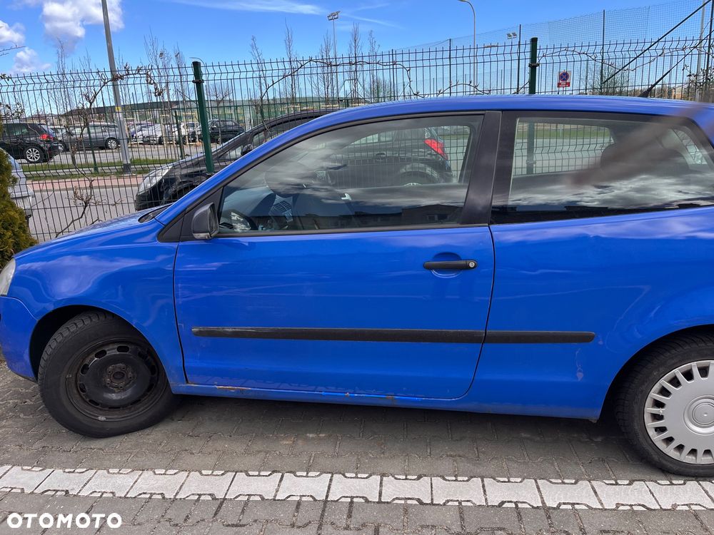 Volkswagen Polo - 2