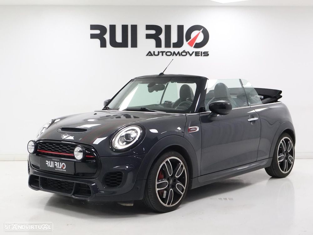 MINI Cabrio John Cooper Works Plus Auto Desportiva - 1
