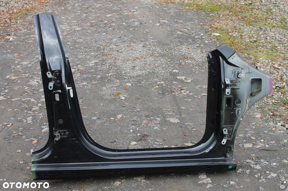 próg prawy słupek drzwi zawiasy ćwiartka prawa kia ceed iii gt line 18- - 1