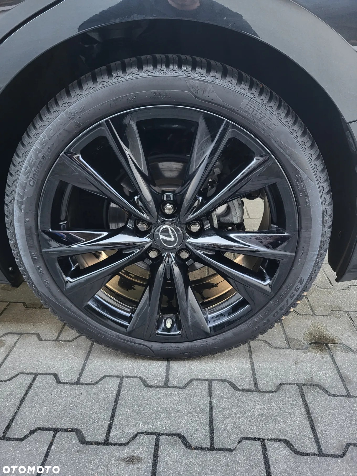 Lexus ES 300h F Sport - 11