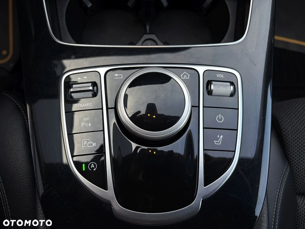 Mercedes-Benz Klasa E 220 d 9G-TRONIC - 32