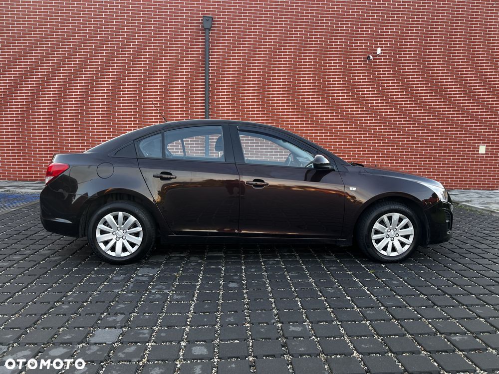 Chevrolet Cruze 1.8 LT - 4