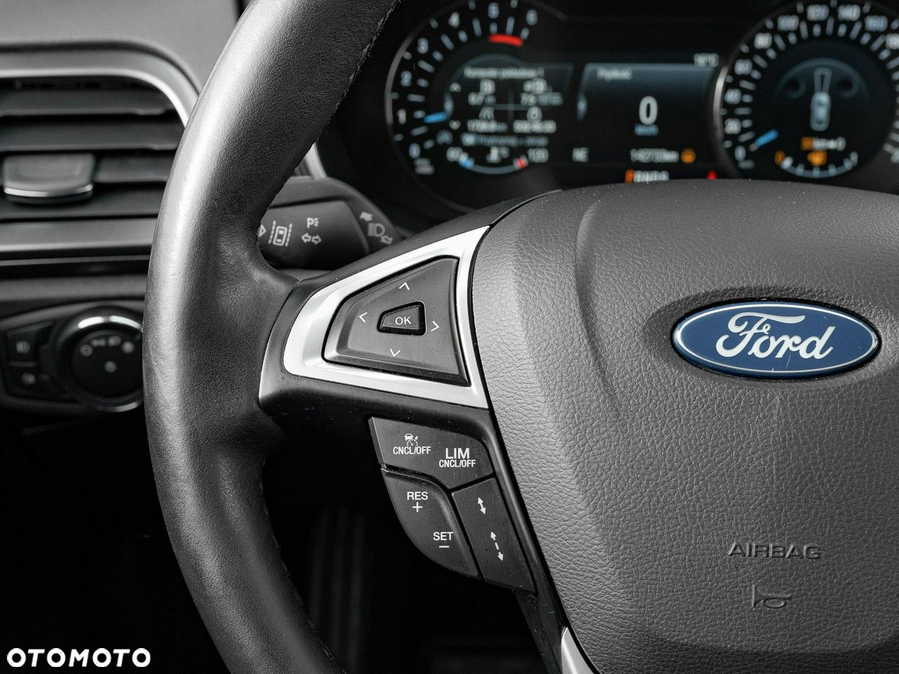 Ford Mondeo 2.0 EcoBlue Titanium - 16