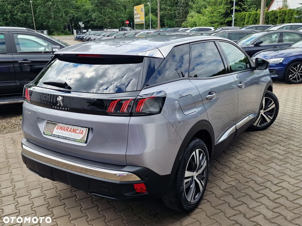 Peugeot 3008 BlueHDi 130 Stop & Start EAT8 Allure - 4