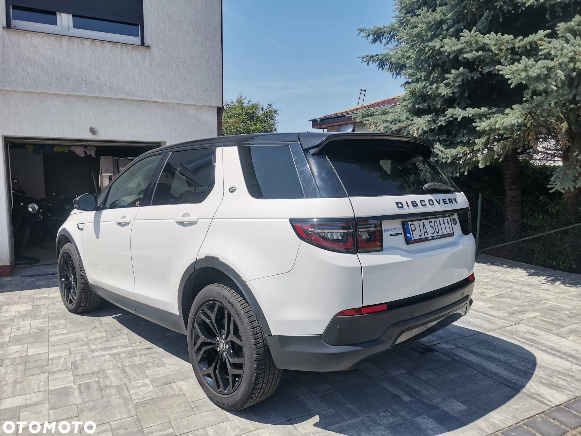 Land Rover Discovery Sport 2.0 Si4 Pure - 8