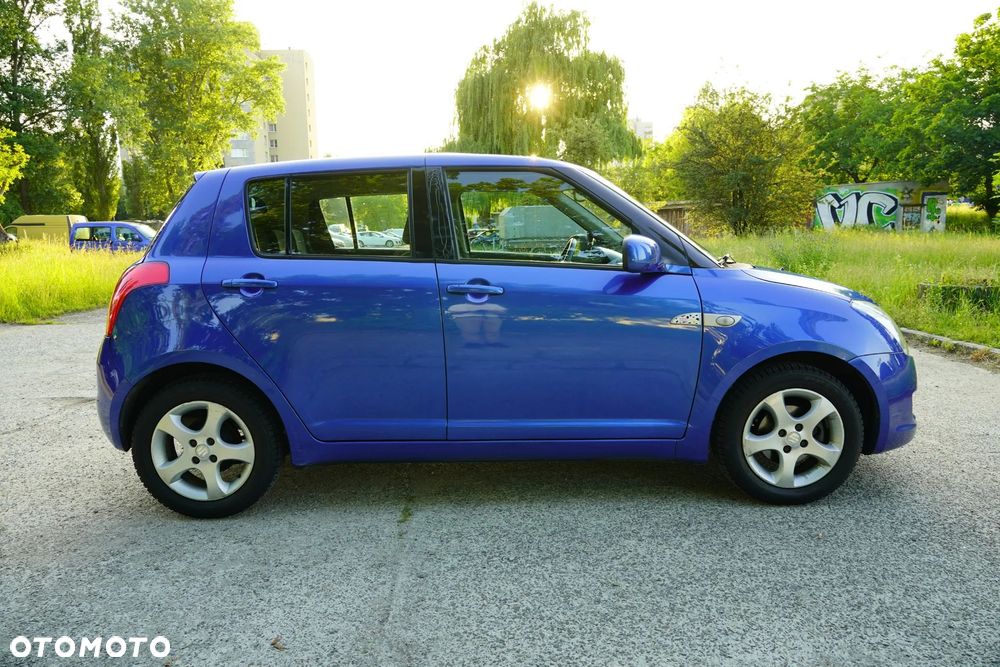 Suzuki Swift - 5