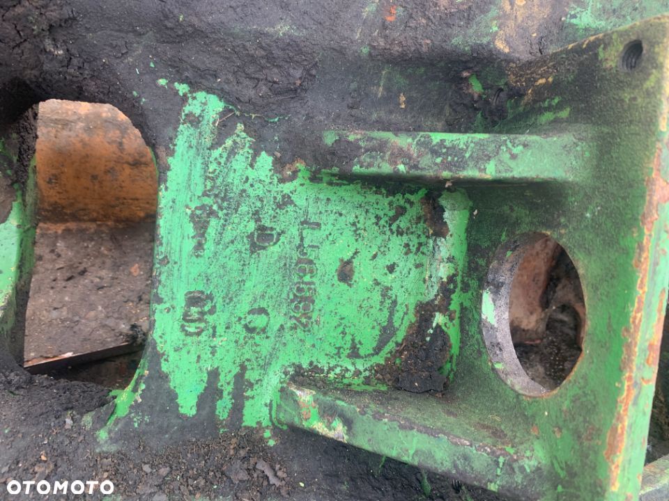 659584 Suport, obciążnik, Wspornik przedniej osi John Deere 3155 AL56444, AL56262, L56592 - 8