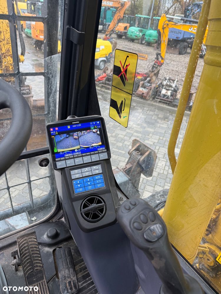 Komatsu PW180-10 - 11