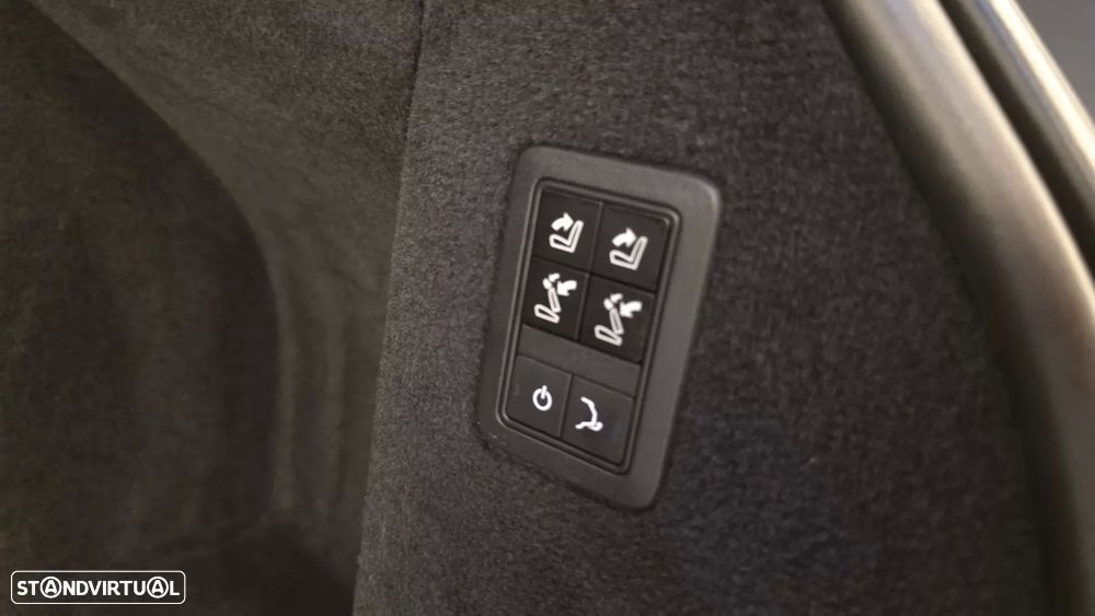 Land Rover Range Rover Sport 3.0 TDV6 HSE Dynamic - 28