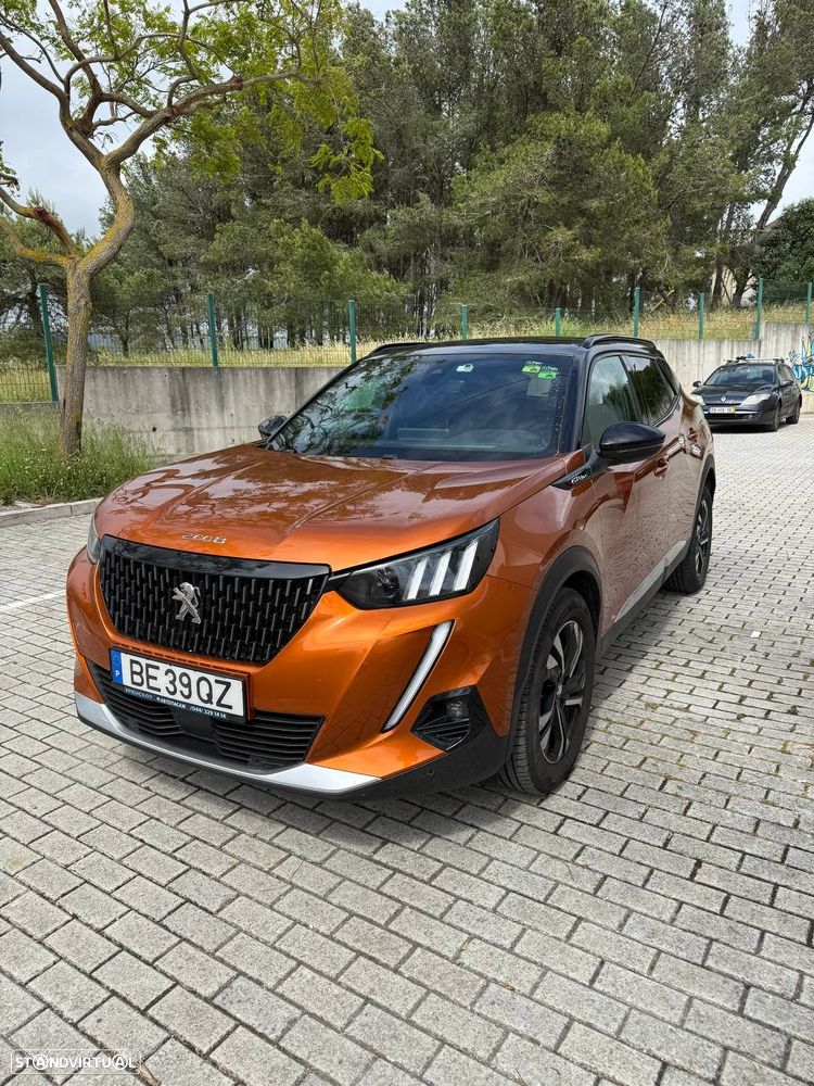 Peugeot 2008 PureTech 155 EAT8 GT Pack - 1