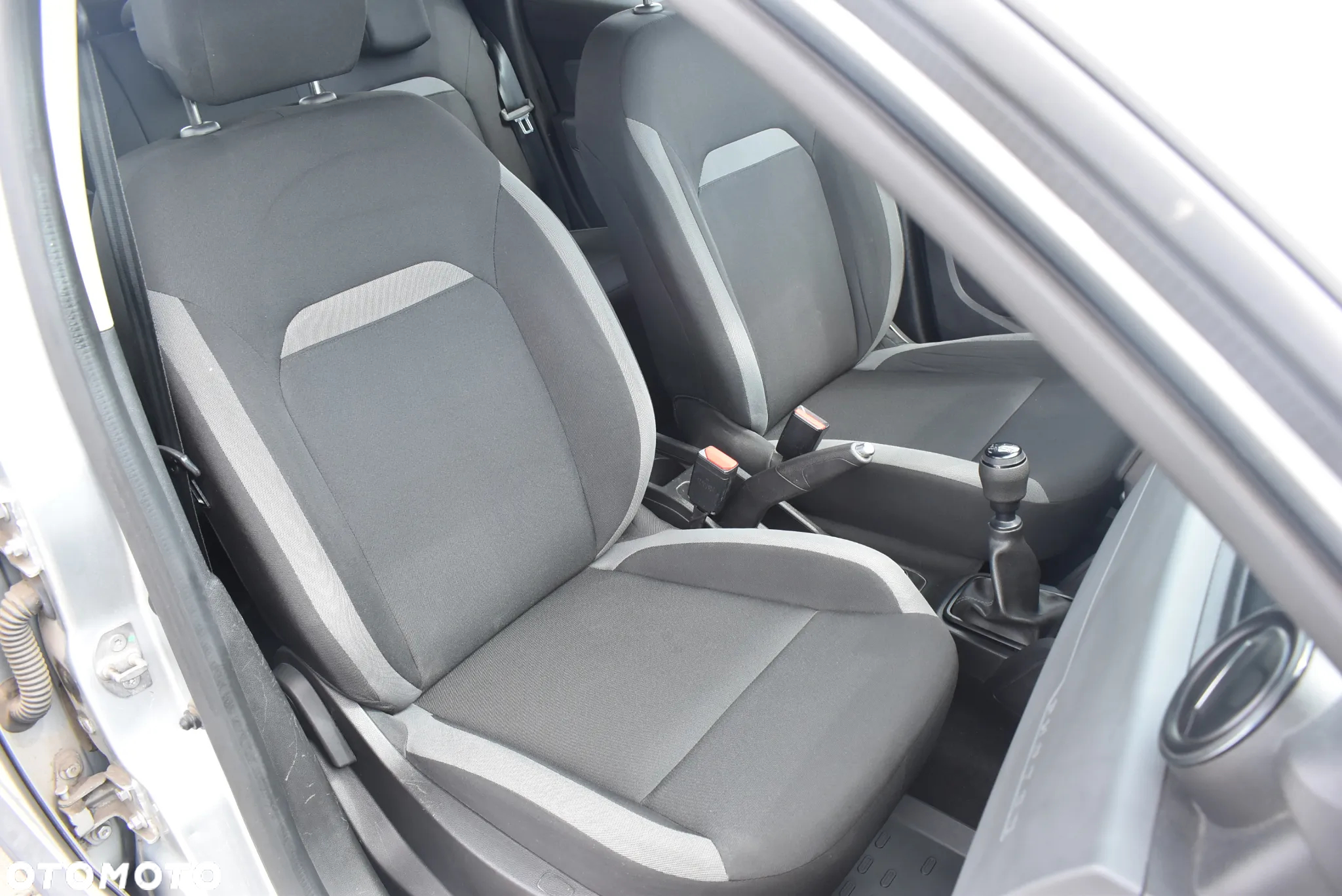 Dacia Duster 1.5 Blue dCi Essential 4WD - 18