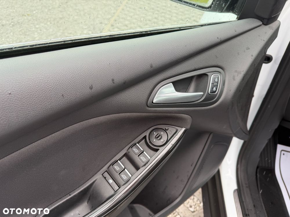 Ford Focus 2.0 TDCi Titanium ASS - 34