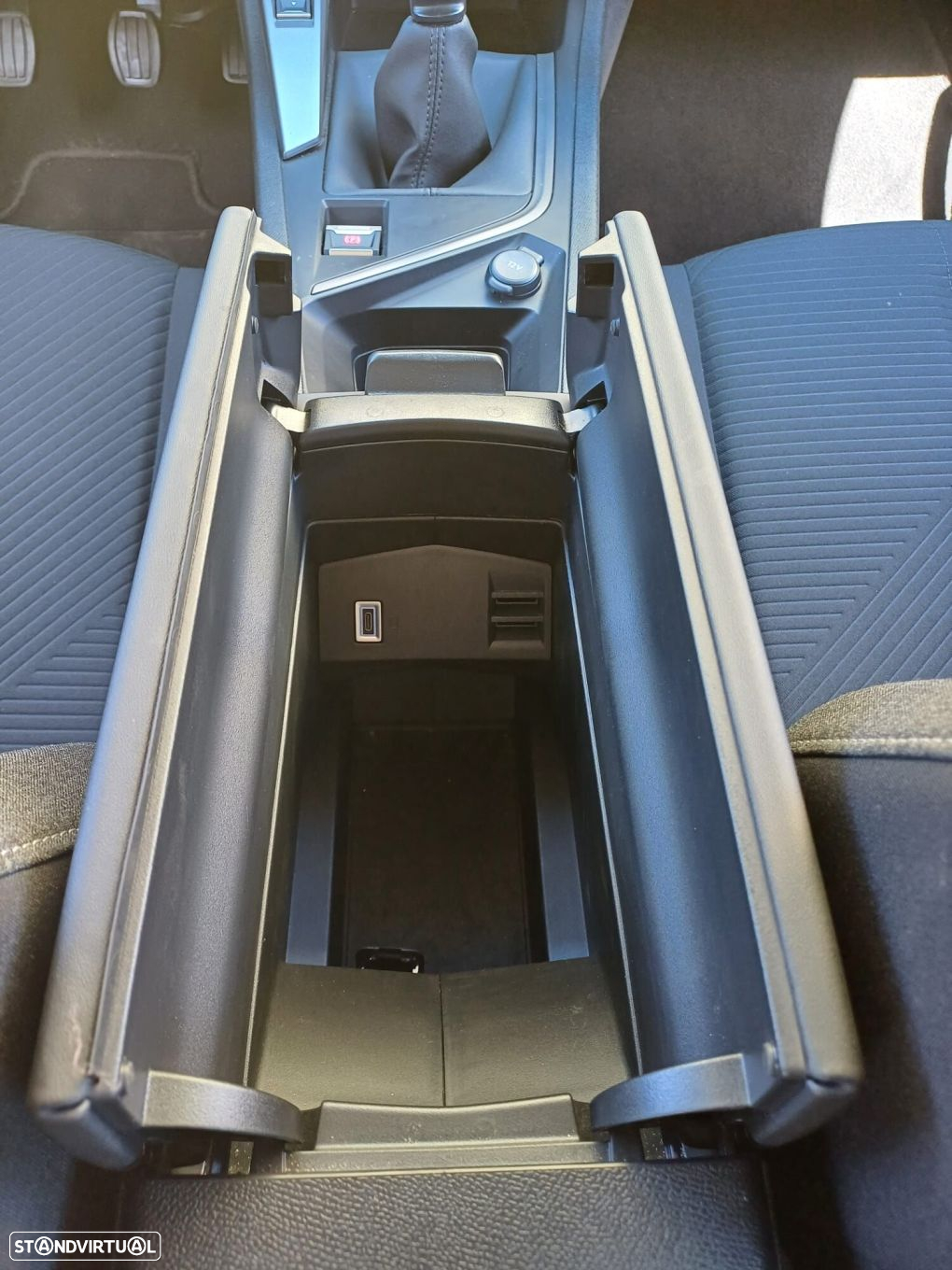 Peugeot 308 1.2 PureTech Active Pack - 27