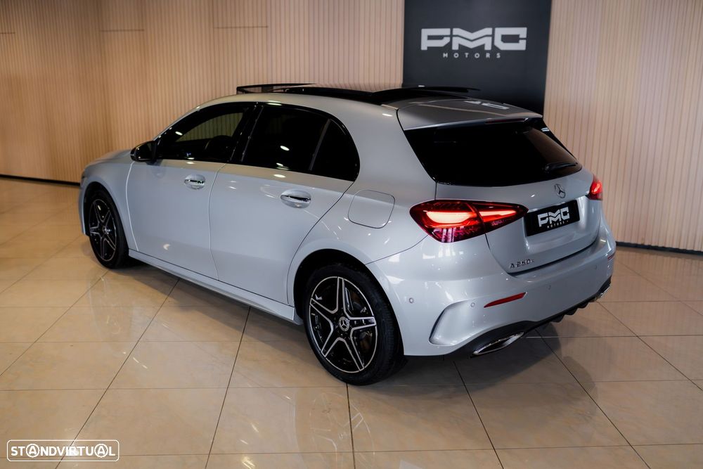 Mercedes-Benz A 250 e 8G-DCT AMG Line - 12