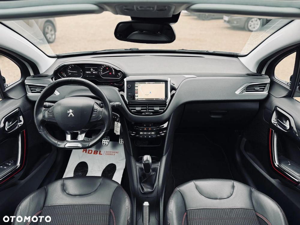 Peugeot 208 PureTech 110 Stop & Start Allure - 21