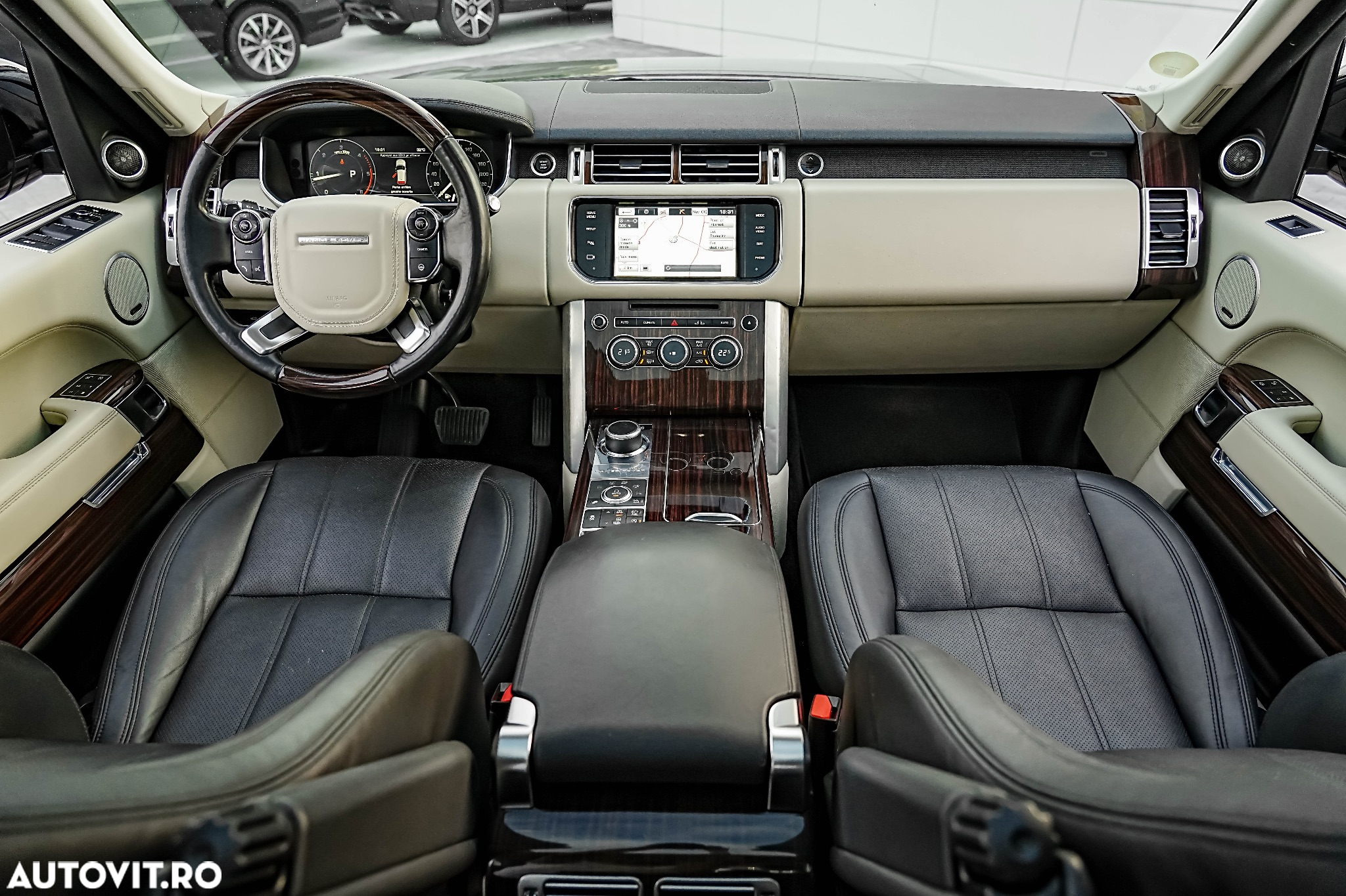 Land Rover Range Rover 3.0 I TDV6 Vogue - 7