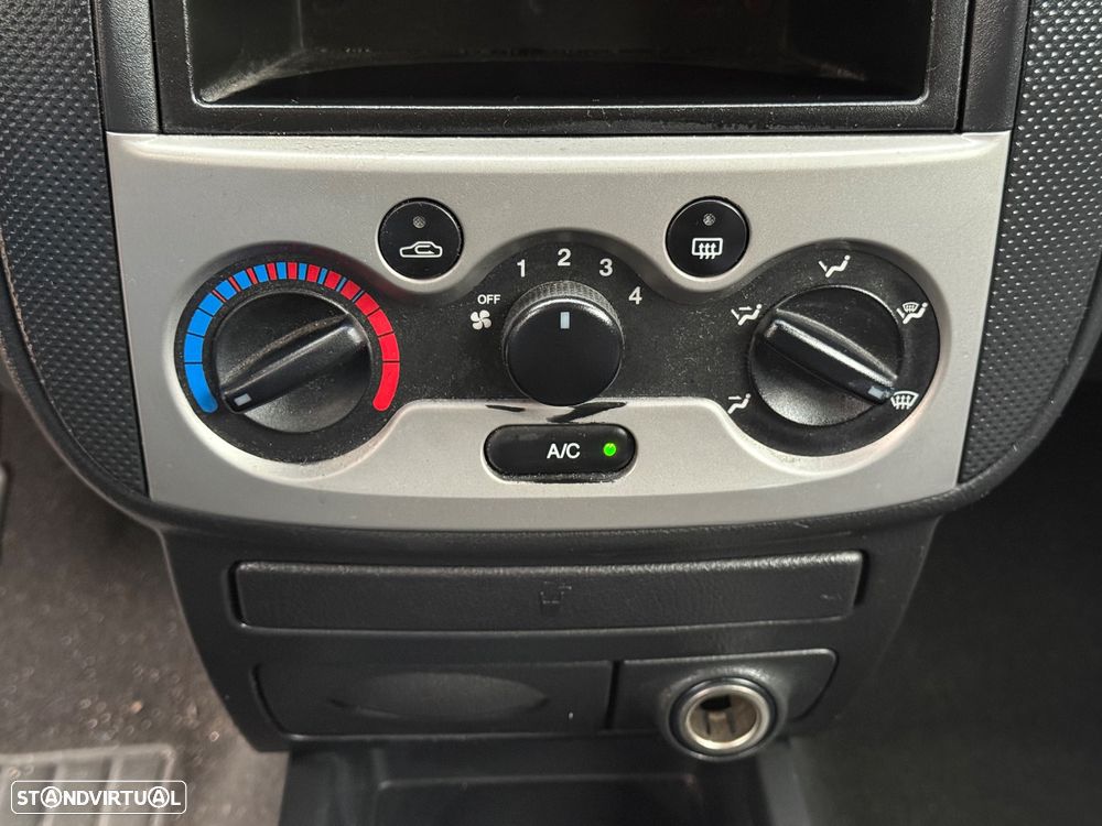 Chevrolet Kalos 1.2 SX AC - 23