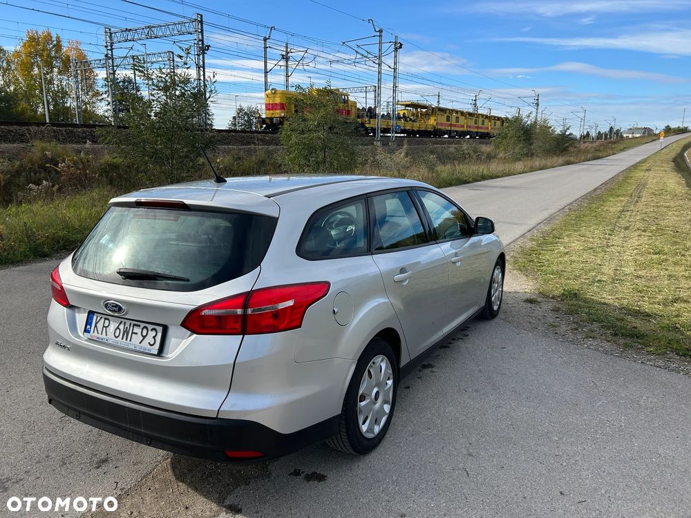 Ford Focus 1.5 TDCi Trend - 4