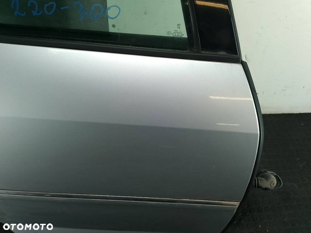 DRZWI TYŁ PRAWY  PEUGEOT 407 EZR SEDAN - 4